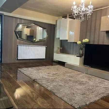 Apartament Lux Ultracentral Craiova Extérieur photo