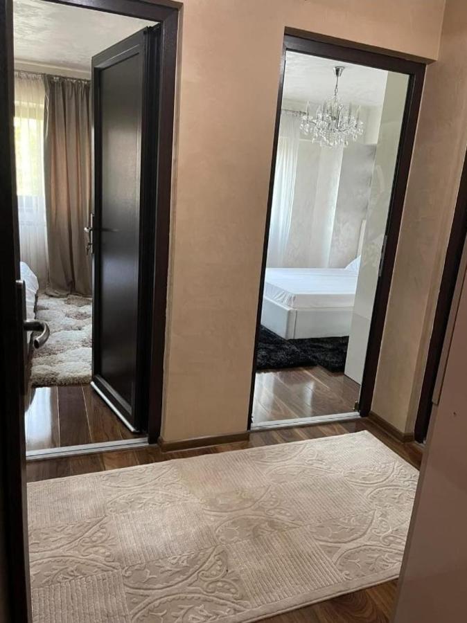 Apartament Lux Ultracentral Craiova Extérieur photo
