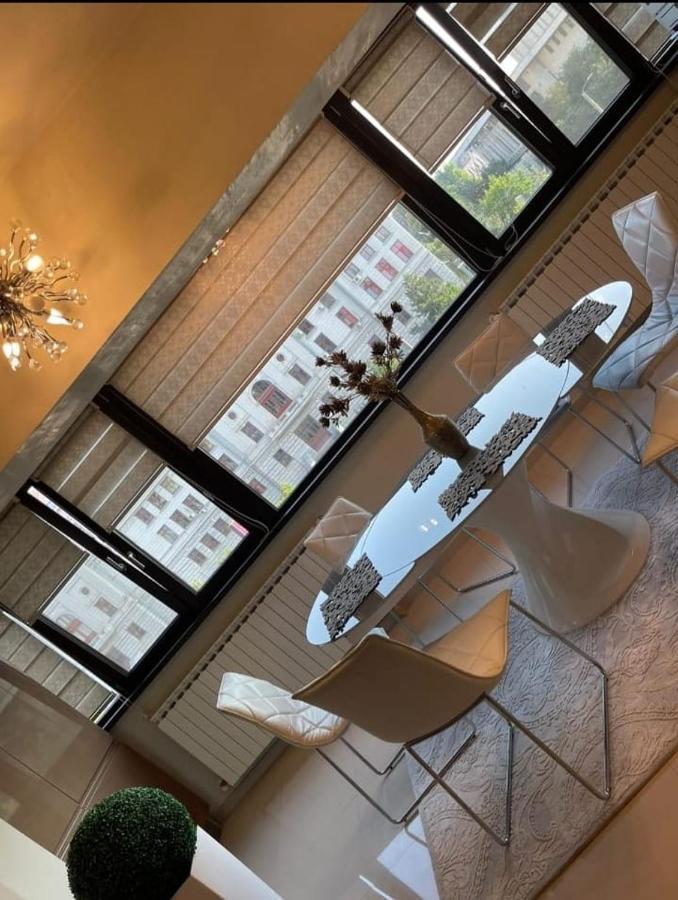 Apartament Lux Ultracentral Craiova Extérieur photo