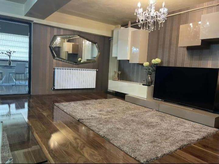 Apartament Lux Ultracentral Craiova Extérieur photo