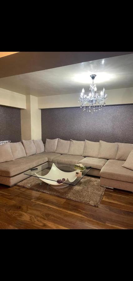 Apartament Lux Ultracentral Craiova Extérieur photo